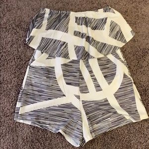 Strapless romper